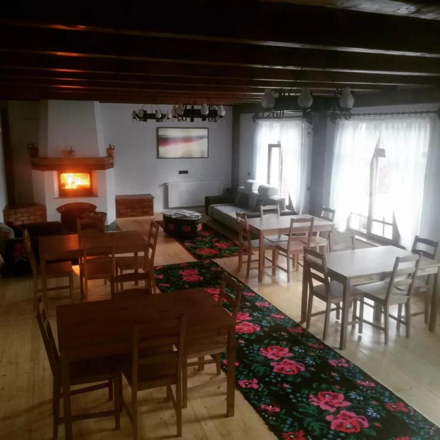 Casa Din Susani Calinesti  Luaran gambar
